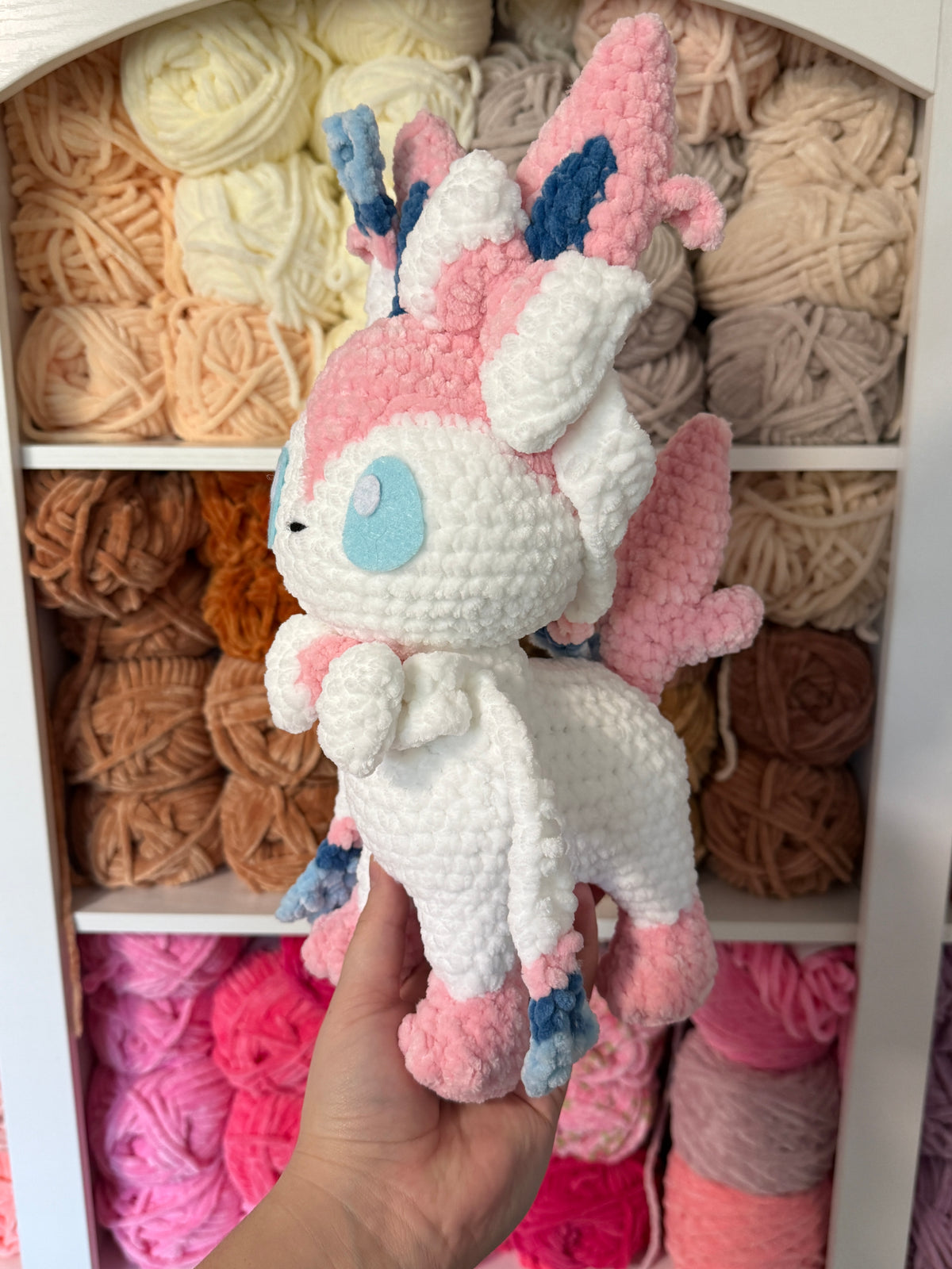 Standing Sylveon